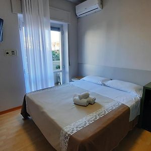 Camera con letto king size